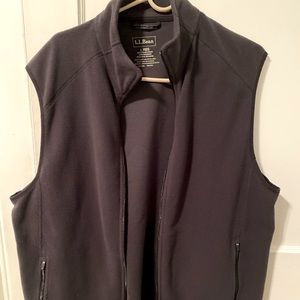 Men’s fleece vest